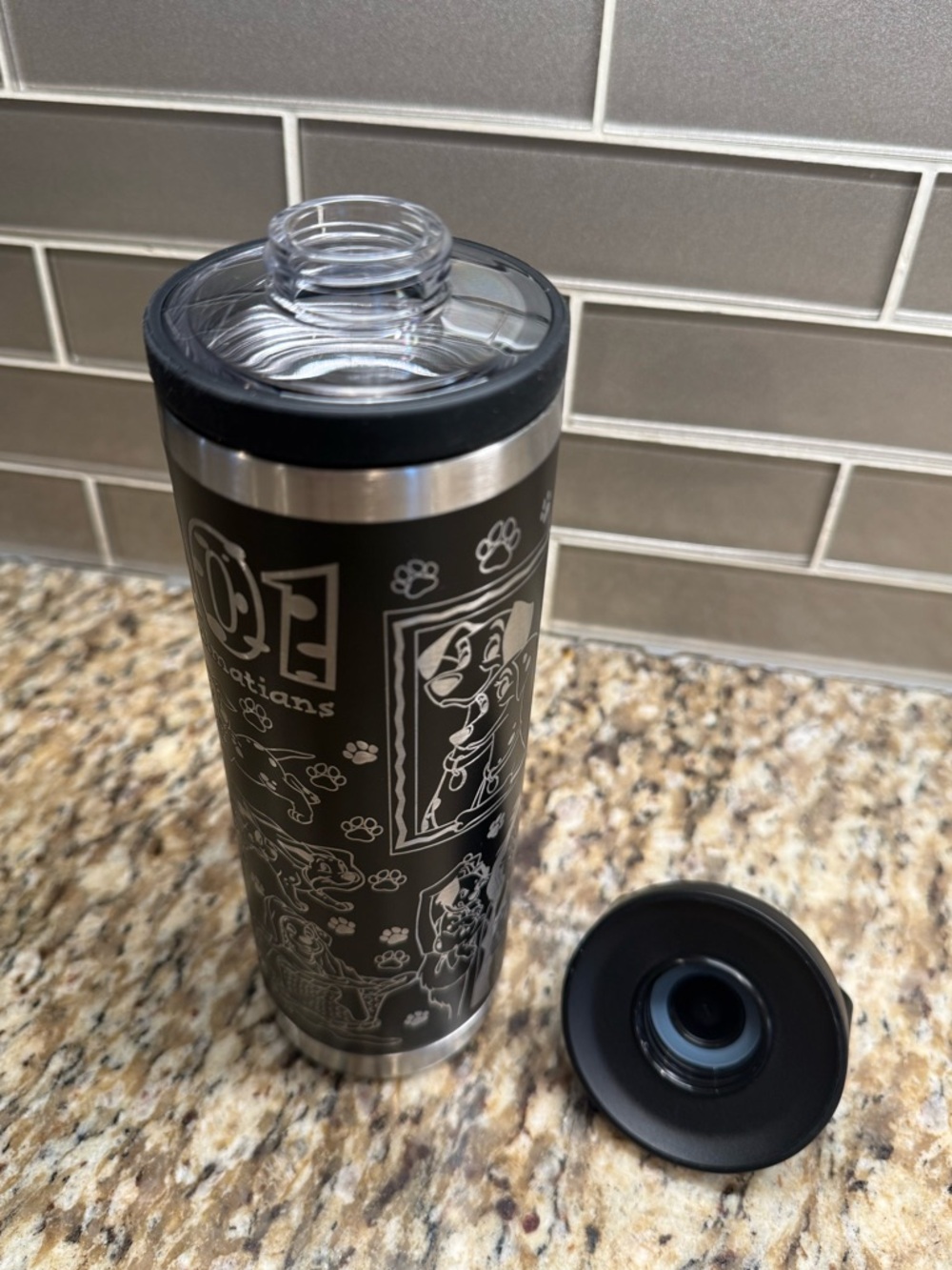 Disney 101 Dalmatians custom laser-engraved stainless steel bottle (24 oz) - Picture 5 of 8